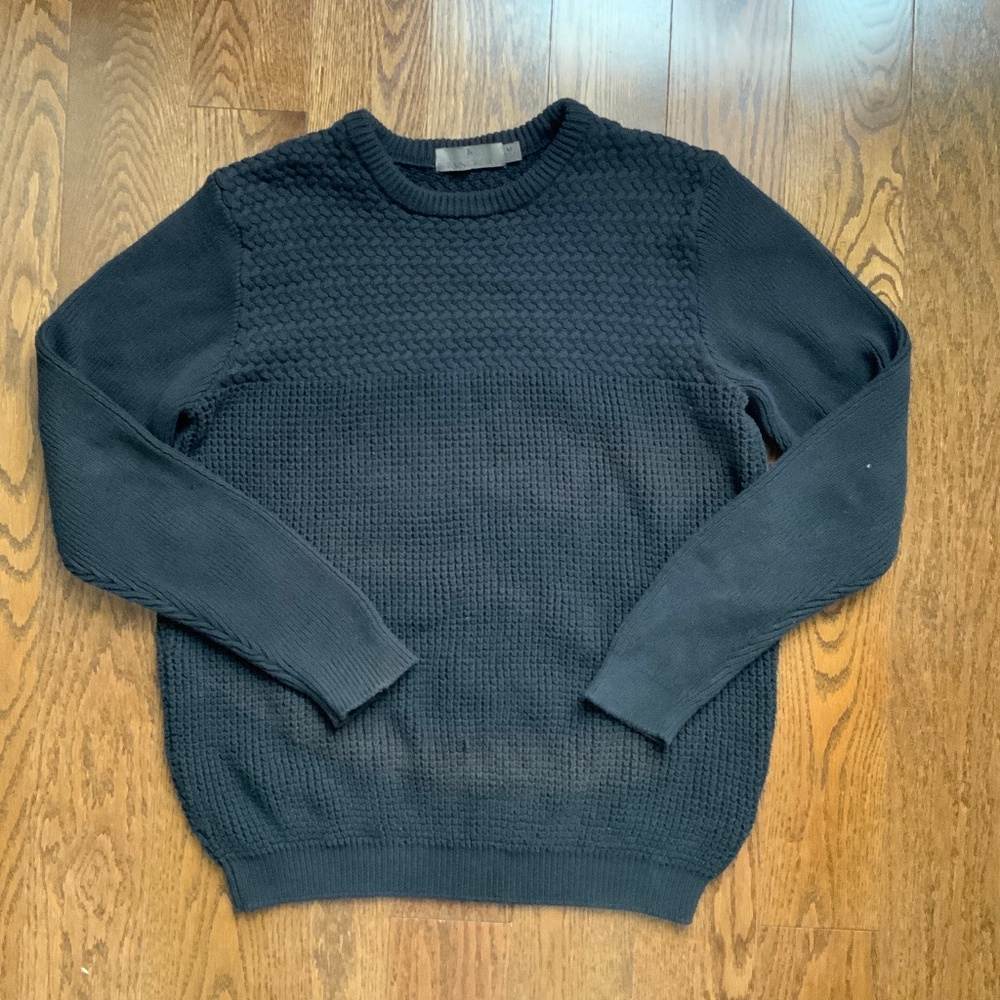 RAINFOREST Sweater in Black/Dark Grey. Size M.